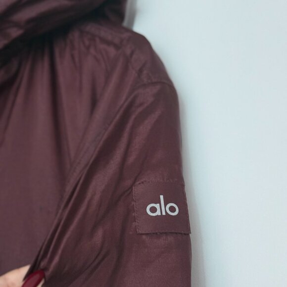 ALO Shimmer Cropped Hooded Jacket - Size S - Picture 3 of 6